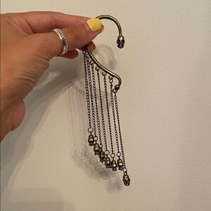 3 for $15 💖 Skull Chain Ear Cuff